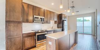 Modern 3-Bedroom Curtis Park Townhome Steps from RiNo & Larimer Street Gallery 15