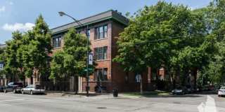 3856 North Southport Ave. Gallery 1