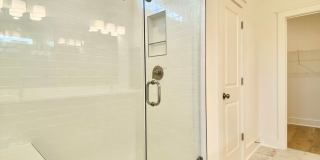 5 Bedroom, 3.5 Bathroom Home w/ Office and 2 Car Garage Gallery 24