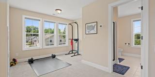 Stunning 4 Bedroom in Downtown Durham with Large Fenced Yard! Gallery 23