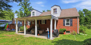 7322 EDMONSTON Road Gallery 54