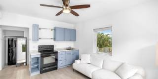 4340 Pine Tree Dr Gallery 24