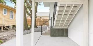 2435 STATE Street Gallery 30
