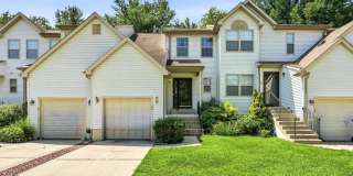 40 WOODSTREAM Court Gallery 1