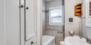 Charming 3BR in College Hill – Pet Friendly & Move-In Ready! Gallery 5