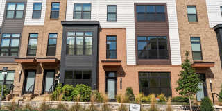 2015 TYSONS RIDGELINE Road Gallery 1