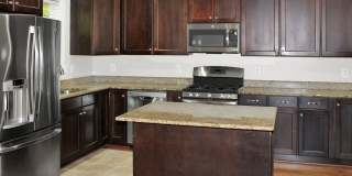 Garage townhome with mountain views Garage townhome with mountain views Gallery 4