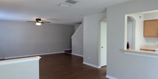 Great Location! Gallery 7