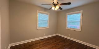 2 Bedroom, 1 Bathroom House in Greensboro! Gallery 9