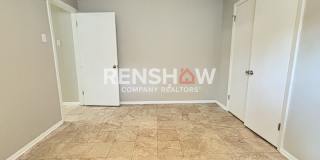 1053 Treadwell St Gallery 10