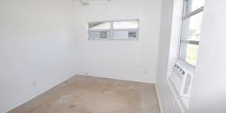 2 Bedroom 1Bath Duplex For Rent at 104 W Lancaster Road Orlando, FL 32824 Gallery 23