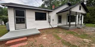 87 Robert Thompson Rd Gallery 1