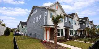 11102 QUANTUM Court Gallery 9