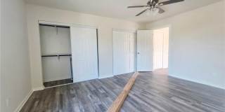 1020 Autumn Circle Gallery 3
