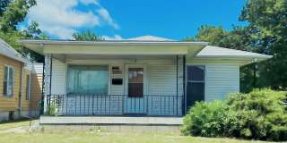 2 Bed | 1 Bath | Detached 2-Car Garage Gallery 1