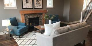 3 Bedroom + Flex Space in Central Location - Close to Old Mill! Gallery 6
