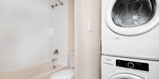 SoMa Square Gallery 73