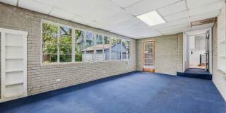 Nicely Updated 3/2 in Hyde Park Gallery 18