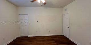 422 SE 34th Ter Gallery 37