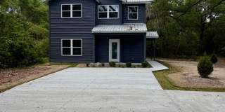 Stunning Brand-New 4BR / 4.5BA Home in Prime Gainesville Location Gallery 1
