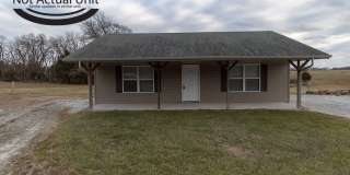 2 Bedroom Ranch Home Gallery 1