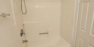 Gated Community~$2,595~ 2 Bed/2.5 Bath End Unit Townhome. Gallery 28