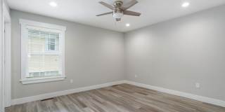 LEASE NOW! 3 BED, 3.5 BATH NEW BUILD! Gallery 17