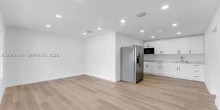 17915 NW 43rd Ct Gallery 2