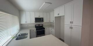 24245 Powell Place Gallery 11