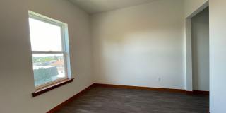 1200/1210 Billy Frank Jr St Gallery 90