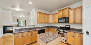 205 16th Street NW Gallery 27