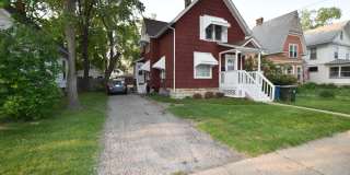 338 Marion Avenue Gallery 21