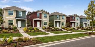 September Move In 3 bed 3 bath NEW Dixon Cottages September Move In 3 bed 3 bath NEW Dixon Cottages Gallery 1