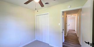 3/2/1 in Quiet Neighborhood in Denison! Gallery 10