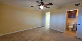 9604 CORTEZ ROAD W Gallery 24