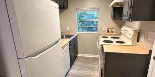 1152 Texas St.-C Gallery 2