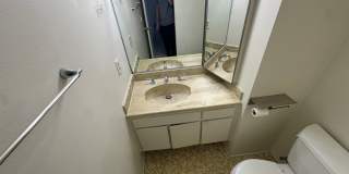 Top-Floor Corner Unit | 3BR in Cross Creek Village, Playa del Rey Gallery 7