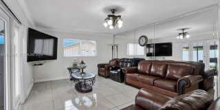 19102 NW 33rd Pl Gallery 14