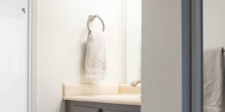 2730 Jefferson St. Gallery 37