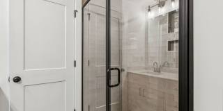 5006 Grayton Alley Gallery 66