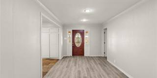 4248 W Park Row Boulevard Gallery 2