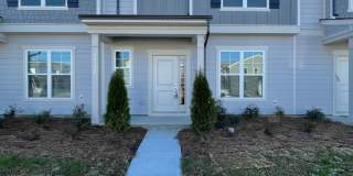 3BR/2BA Townhome in Popular Pringle Towns Gallery 1