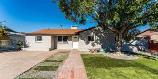 2614 West Greenway Road Gallery 1