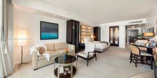 4391 Collins Ave Gallery 12