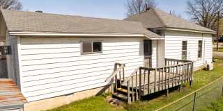 FREE MONTH RENT! Freshly Updated 3 Bedroom House Gallery 20