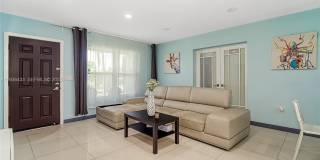 216 SW 6th St Gallery 9