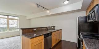 1620 Belmont Ave Gallery 9