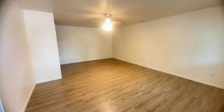3 Bedroom  2 bathroom home in Oakdale. Gallery 11