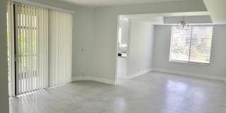 10535 NW 10th Street Gallery 4