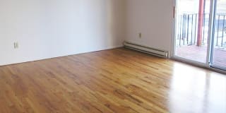 Saratoga Garden Apartments Gallery 24